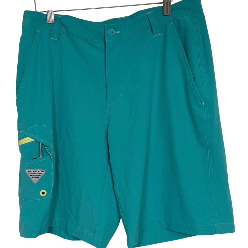 Columbia PFG Mens 34 Teal Stretch Fishing Shorts Utility Bottle Opener FM1028